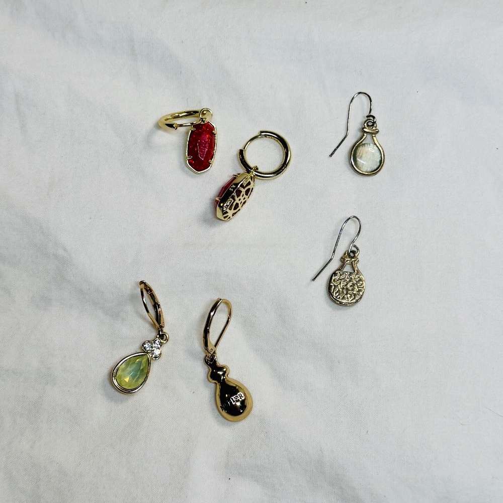 Kendra Scott red shimmery stone huggie earrings + 2 bonus pair